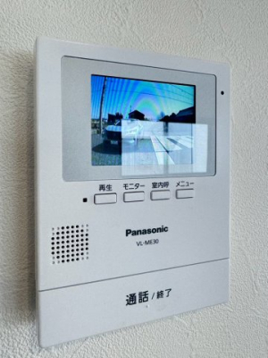  録画機能付きで、防犯上はもちろん、お届け物などの把握にも便利。