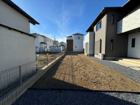 その他 南庭ではバーベキューや家庭菜園など夢が広がりますね♪