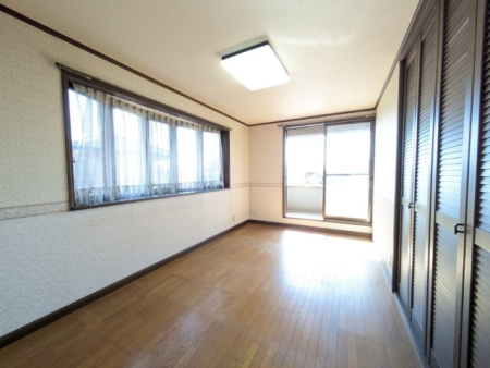 Q oRj[t̗ḿAR₷AŜ邭Ȃ܂BOɏo₷AJAbNXԂ񋟂܂B܂AϗtAuA󕨂肷̂ɂ֗łB 