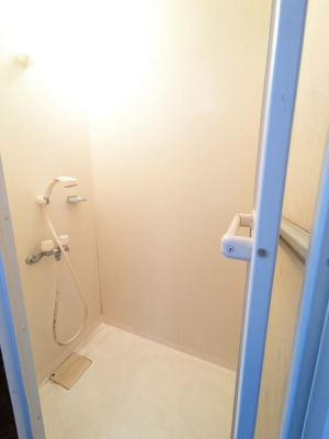 ̑ 2K̃V[AƓ邱ƂłƑԂł̂C̏ԑ҂B肽Ƃ1K̂Cց