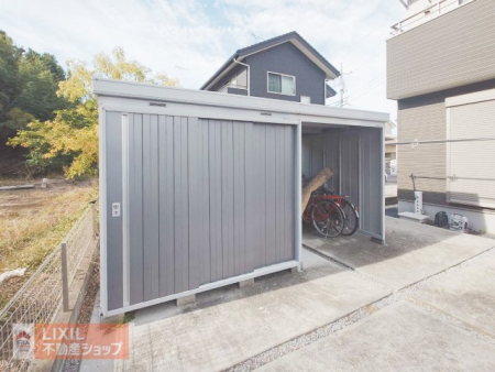 ̑ ̕ɂ߁I傫ȕutĂ܂I