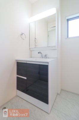 ʑEʏ yʉϑznʐ^BƑՂ[ł܂I