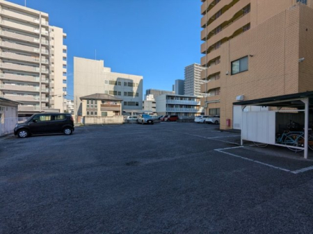 ���ԏ� ���u�����ԏꂪ����܂��B �i���݂͋󂫂Ȃ��j