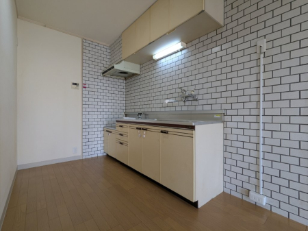 �L�b�`�� �^�C�����̂������ȃA�N�Z���g�N���X���J�t�F�̂悤�ȋ��S�n�̗ǂ���Ԃ����o���܂���