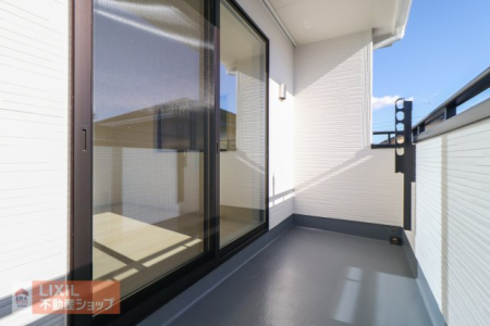 oRj[ yoRj[znʐ^BLXoRj[łzc󕨂񊱂܂