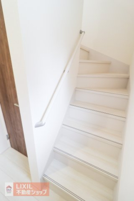 ���̑����� �y�����z���n�����ʐ^�B�K�i�͎肷�������D�w���񂩂炨�q�l�⍂��҂����S�ł��B