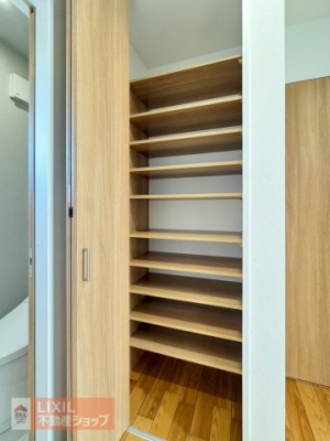 ���[ ���[�F�g�C�����̎��[�ɂ͔����u���̓��p�i�₢���Ƃ������̖h�Зp�i�̎��[���ł��Ĉ��S�ł���