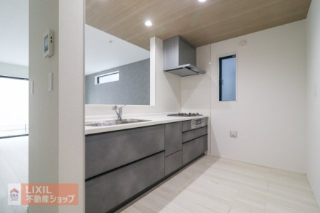 �L�b�`�� �y�L�b�`���z���n�����ʐ^�B�J�E���^�[�L�b�`���ŉƑ��̉�b���e�݂܂��ˁ�