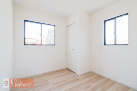 �Q�� �y�Q���z���n�����ʐ^�B���邢�̌��̓����Q���ł��B