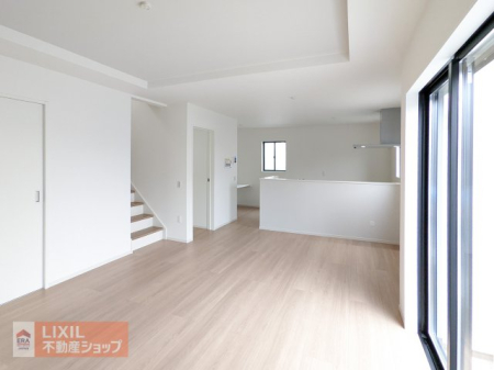  �y���r���O�_�C�j���O�z���n�����ʐ^�B�Ƒ��ŉ߂����邭�났�̋��