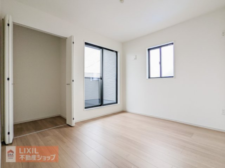 �Q�� �y�Q���z���n�����ʐ^�B���邢�̌��̓����Q���ł��B