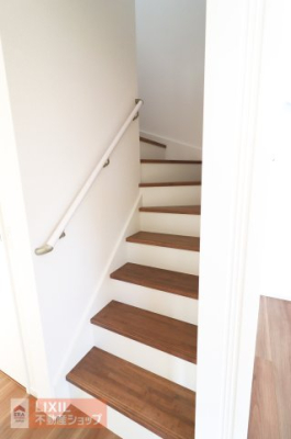 ���̑����� �y�����z���n�����ʐ^�B�K�i�͎肷�������D�w���񂩂炨�q�l�⍂��҂����S�ł��B