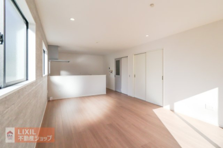  �y�_�C�j���O�z���n�����ʐ^�B�Ƒ��ł��낰��_�C�j���O�ł��B