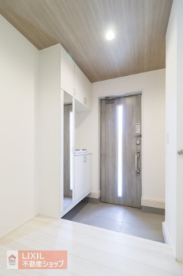 ���� �y���ցz1�A2�K���ɃE�H�V�����b�g�t���̃g�C���X�y�[�X������܂��B������Ƃ��Ă���d����Ǝ��ŖZ�������Ɉ�l�ł������ꑧ����ꏊ�B 