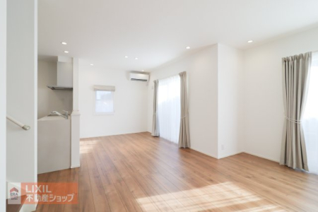  �y���r���O�_�C�j���O�z���n�����ʐ^�B�Ƒ��ŉ߂����邭�났�̋��