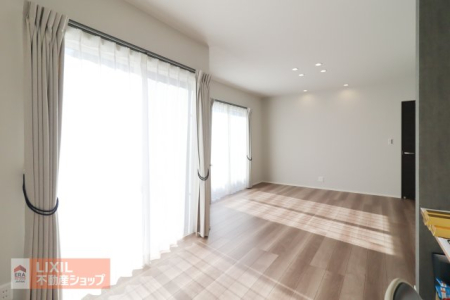  �y���r���O�_�C�j���O�z���n�����ʐ^�B�Ƒ��ŉ߂����邭�났�̋��