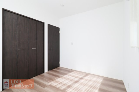 �Q�� �y�Q���z���n�����ʐ^�B���邢�̌��̓����Q���ł��B