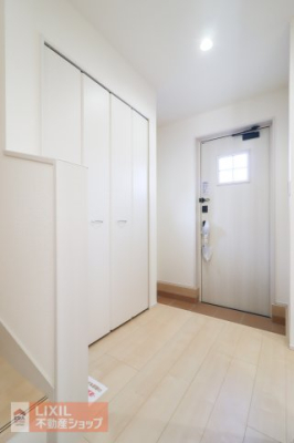 ���� �y���ցz���n�����ʐ^�B�������Ɩ��邢���ւ����Ƒ��◈�q�����o�}���B