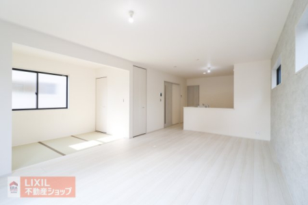  �y���r���O�_�C�j���O�z���n�����ʐ^�B�Ƒ��ŉ߂����邭�났�̋��