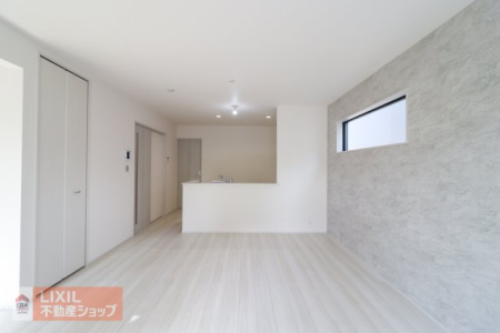  �y�_�C�j���O�z���n�����ʐ^�B�Ƒ��ł��낰��_�C�j���O�ł��B