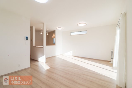  �y�_�C�j���O�z���n�����ʐ^�B�Ƒ��ł��낰��_�C�j���O�ł��B