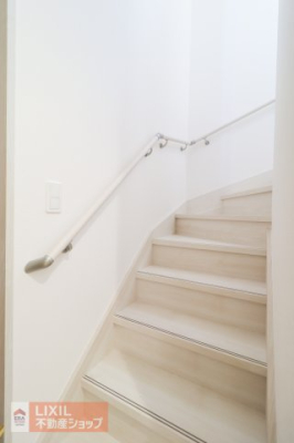 ���̑����� �y�����z���n�����ʐ^�B�K�i�͎肷�������D�w���񂩂炨�q�l�⍂��҂����S�ł��B