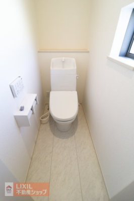 �g�C�� �ׂ��ȉ��x���߂��ł��A�����E���K�Ɏg�p�ł��鉷�����@�\�t�g�C�����̗p���Ă��܂��B