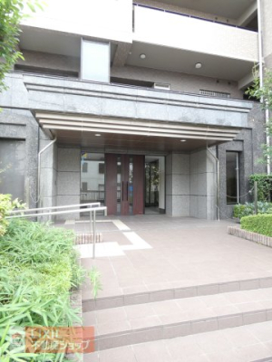 �G���g�����X -