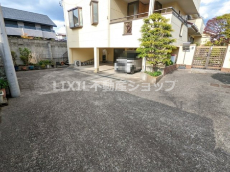  �K���[�W�t�̒��ԏ�ł͑�؂Ȃ��Ԃ��J��Ⴉ���邱�Ƃ��ł��܂��B