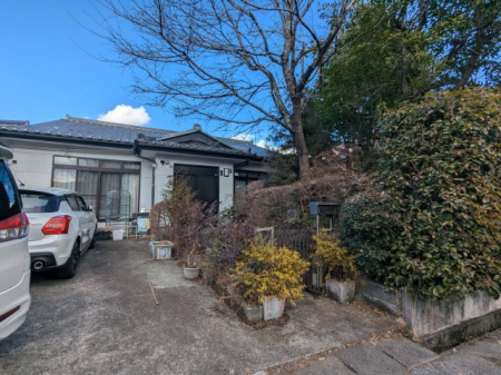 ���n�O�ώʐ^ �G���g�����X