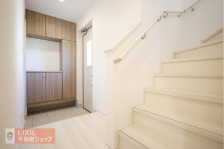 ���̑����� �y�����z���n�����ʐ^�B�K�i�͎肷�������D�w���񂩂炨�q�l�⍂��҂����S�ł��B