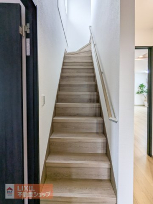 ���̑����� �y�����z���n�����ʐ^�B�K�i�͎肷�������D�w���񂩂炨�q�l�⍂��҂����S�ł��B