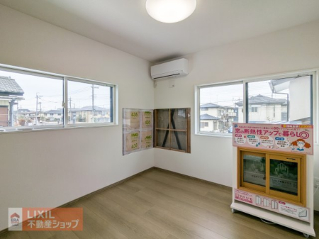 �q������ �y�q�������z���n�����ʐ^�B���q�l�̐���������邨�����B