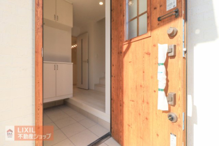  �y�h�Ɛݔ��z���n�����ʐ^�B�Q�d�ň��S�̃_�u�����b�N�B