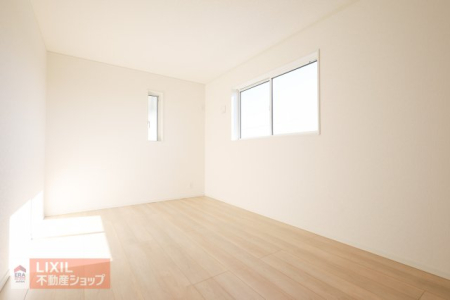 �Q�� �y�Q���z���n�����ʐ^�B���邢�̌��̓����Q���ł��B