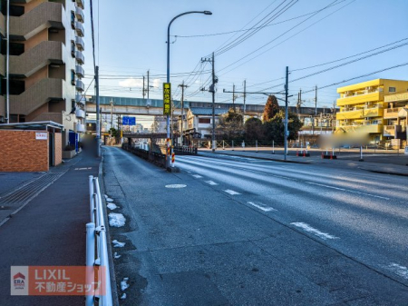 ���̑� �L�X�Ƃ����O�ʓ��H�Ō��ʂ��ǍD�ł��� �F�s�{�w�̓����܂œk��10���ł��I