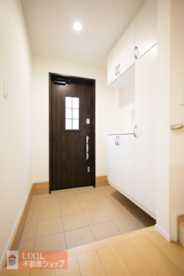 ���� �y���ցz������Ƃ������փX�y�[�X�I���邢��Ԃ����o�������܂��I�V���[�Y�{�b�N������U�炩��₷�����֎�����Еt���������萮������Ԃɂł��܂��B 