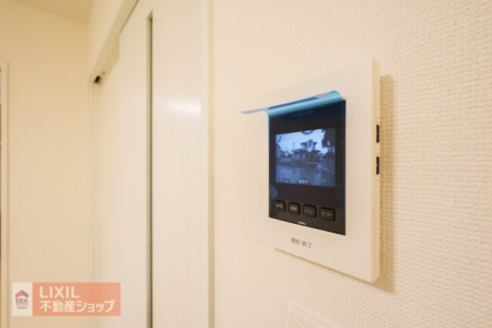  �yTV�C���^�[�z���z�J���[TV�C���^�[�z���B�J���[�ŉf����������̂ŁA�h�Ƒ΍�Ƃ��Ă�s�v�ȖK��̔����u���b�N�B 