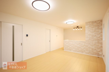  �y���r���O�_�C�j���O�z���n�����ʐ^�B�Ƒ��ŉ߂����邭�났�̋��