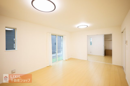 ���r���O �y���r���O�z���n�����ʐ^�B�����̕��p���畔���֓������̂����邱�Ƃ��ł��邽�߁A�����ʂ��ėz�����肪�ǂ����������邭�Ȃ�܂��B���̎���Ɍ������Ȃ����C���ǍD�ł��B 