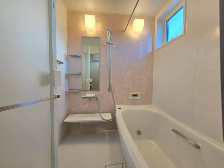 ���� ���K�ŋ@�\�I�ȃo�X���[���B�D�����g�������͋C������̔�������Ă���܂���