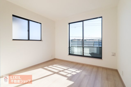 �Q�� �y�Q���z���n�����ʐ^�B���邢�̌��̓����Q���ł��B