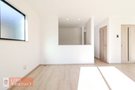  �y�_�C�j���O�z���n�����ʐ^�B�Ƒ��ł��낰��_�C�j���O�ł��B