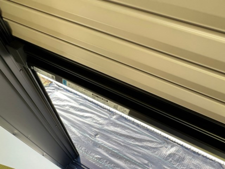 ���̑� �V���b�^�[�i�ʐ^�͓��d�l�ʐ^�j