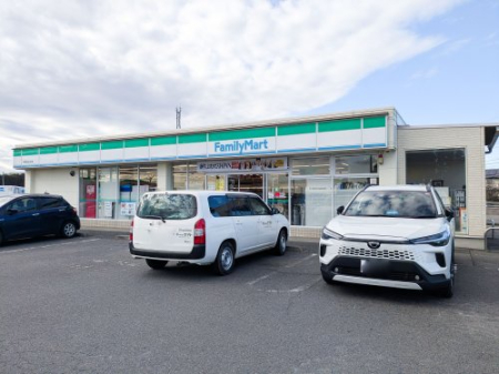 ���ӊ� �y�R���r�j�G���X�X�g�A�z�t�@�~���[�}�[�g�F�s�{�u�㒬�X�܂�1066��