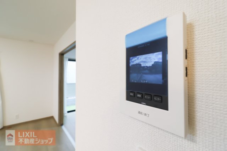  �yTV�C���^�[�z���z���n�����ʐ^�B�J���[TV�C���^�[�z���B