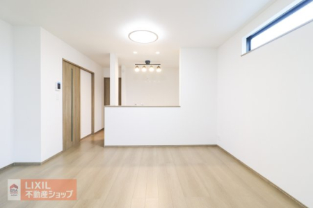  �y�_�C�j���O�z���n�����ʐ^�B�Ƒ��ł��낰��_�C�j���O�ł��B