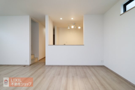  �y�_�C�j���O�z���n�����ʐ^�B�Ƒ��ł��낰��_�C�j���O�ł��B