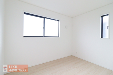 �Q�� �y�Q���z���n�����ʐ^�B���邢�̌��̓����Q���ł��B