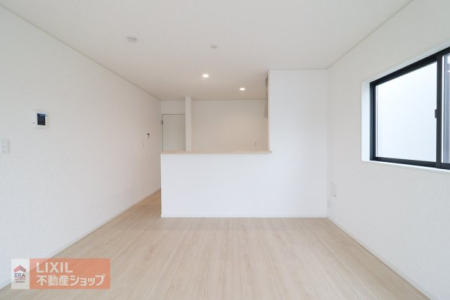  �y�_�C�j���O�z���n�����ʐ^�B�Ƒ��ł��낰��_�C�j���O�ł��B